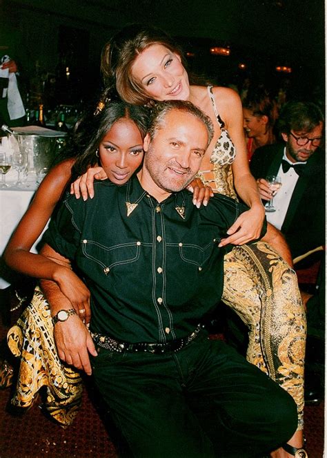 gianni versace frocio e sieropositivo|IN PICTURES: Gianni Versace’s most iconic moments.